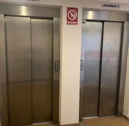 Holidays, Arttyfal, 2 4 Personas, Parking Y Wi-fi Apartmán *