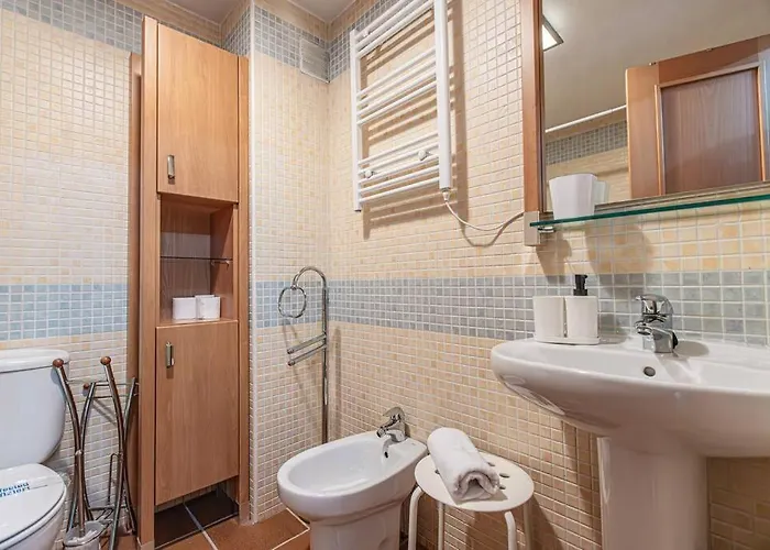 Holidays, Arttyfal, 2 4 Personas, Parking Y Wi-fi Apartmán *