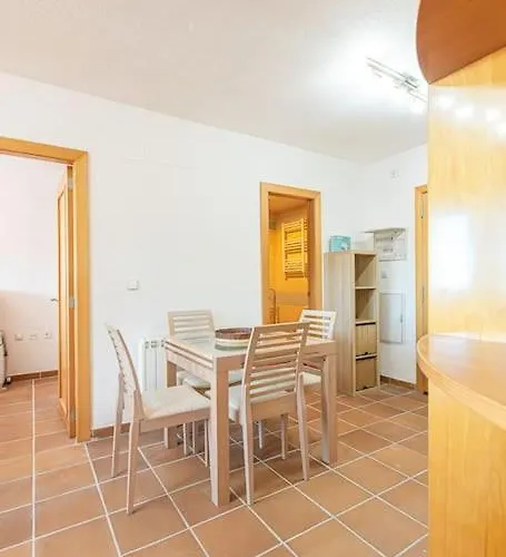 Apartmán Holidays, Arttyfal, 2 4 Personas, Parking Y Wi-fi *