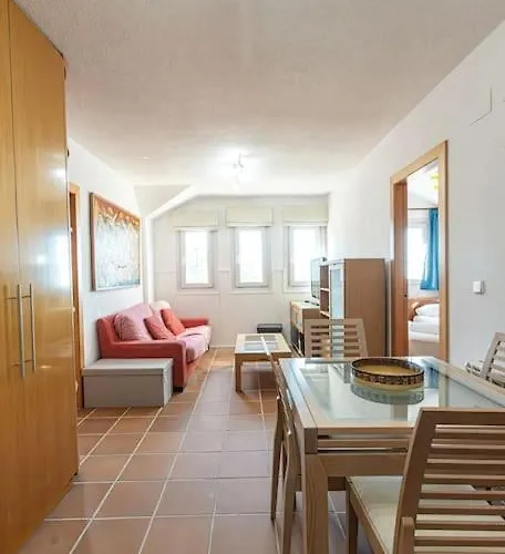 Holidays, Arttyfal, 2 4 Personas, Parking Y Wi-fi *