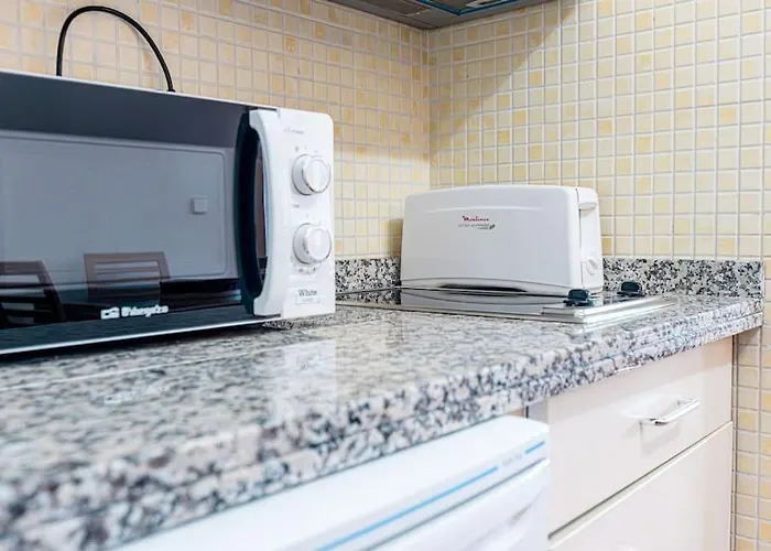 Holidays, Arttyfal, 2 4 Personas, Parking Y Wi-fi Apartmán *