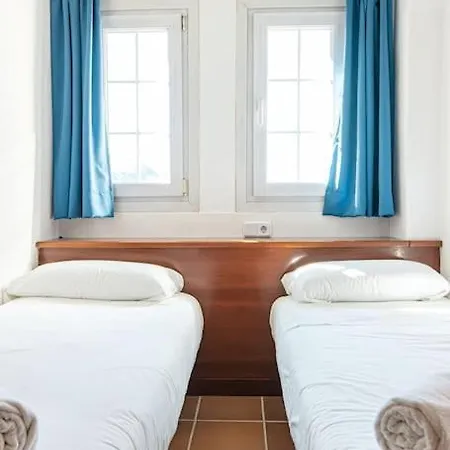 Holidays, Arttyfal, 2 4 Personas, Parking Y Wi-fi Appartement Sierra Nevada