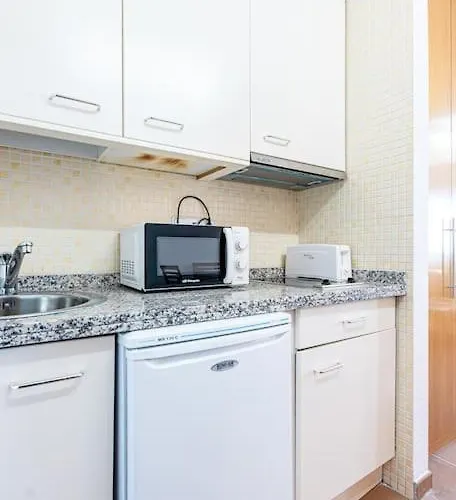 Lejlighed Holidays, Arttyfal, 2 4 Personas, Parking Y Wi-fi *